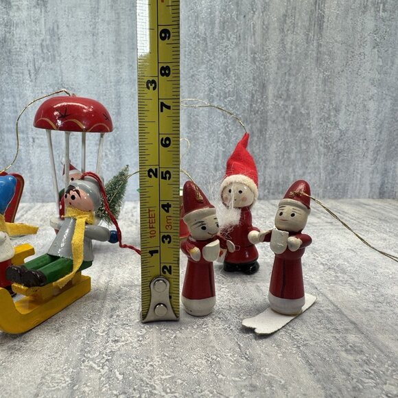 Vtg German Wooden Christmas Ornament Set Erzgebirge Style Santa Balloon Sleigh - Picture 8 of 10
